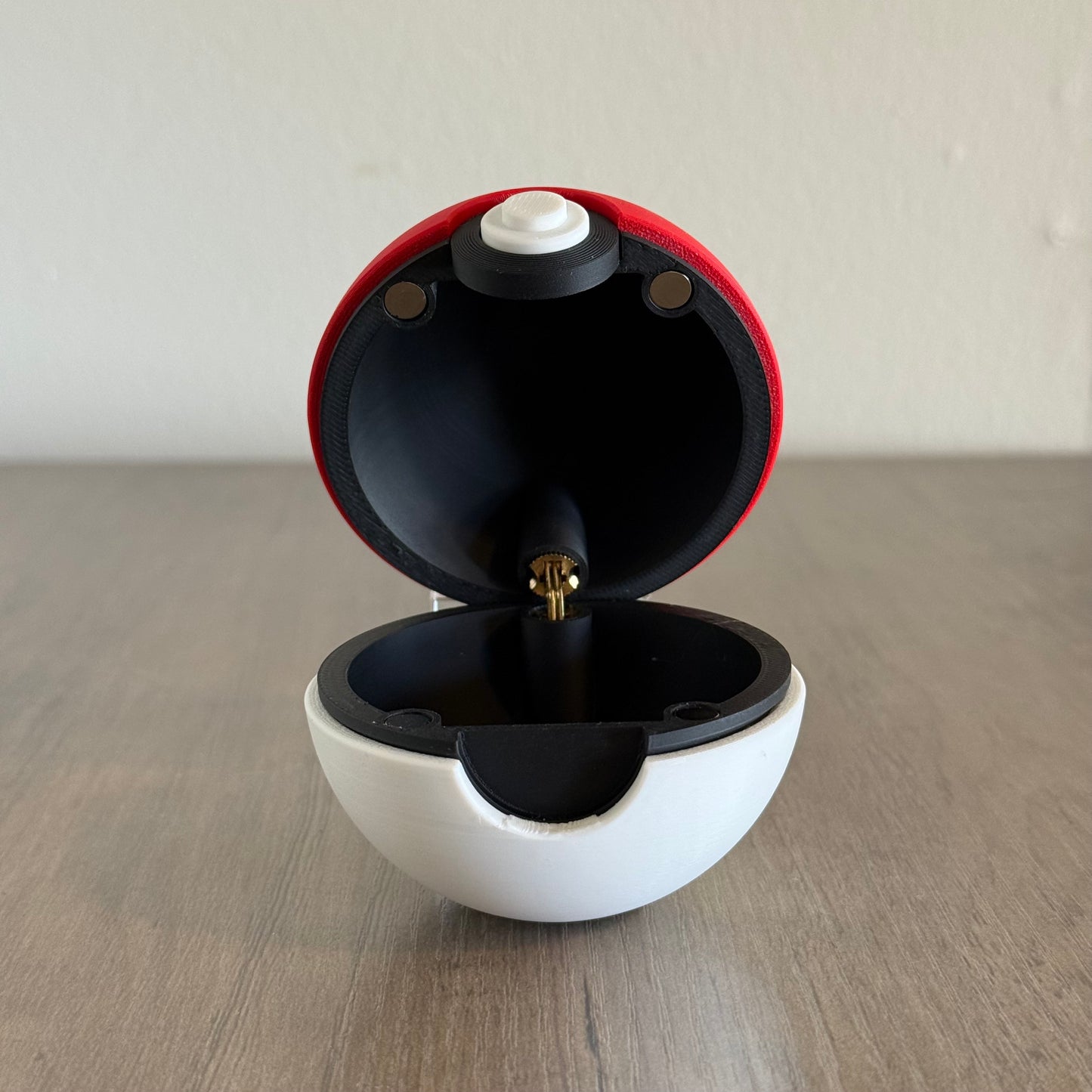 Pokeball that Opens!